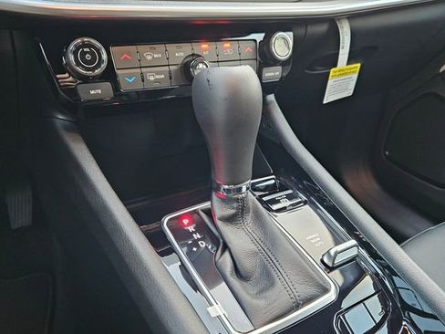 New 2026 Jeep Compass Limited image 10