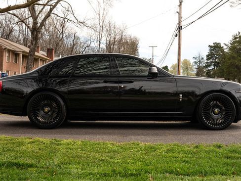 Used 2014 Rolls-Royce Ghost image 9