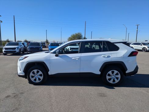 Used 2024 Toyota RAV4 LE image 2
