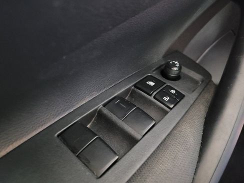 Used 2023 Toyota Corolla LE FWD image 27