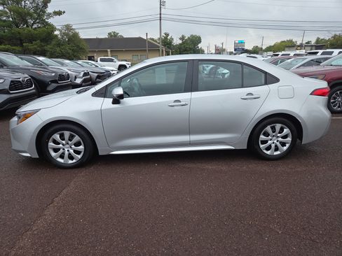 Certified 2024 Toyota Corolla LE image 6