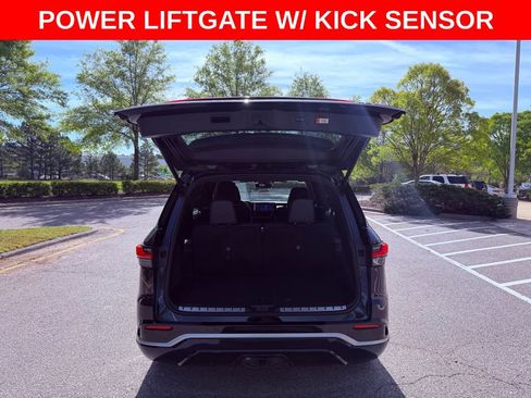 Certified 2024 Lexus TX 500h AWD w/ Technology Package image 8