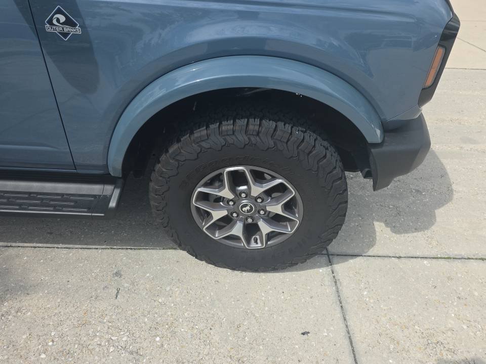 Used 2025 Ford Bronco Outer Banks AWD/4WD image 4