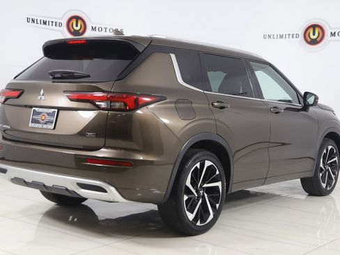 Used 2022 Mitsubishi Outlander SEL AWD/4WD image 3