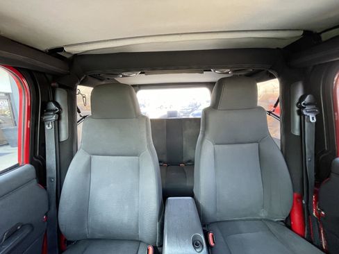 Used 2006 Jeep Wrangler Unlimited image 17