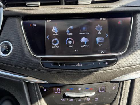 Used 2017 Cadillac XT5 Luxury w/ Driver Awareness Package image 20