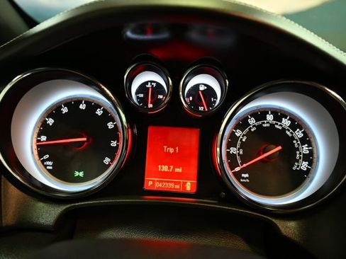 Used 2016 Buick Cascada Premium image 45