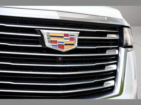 Certified 2023 Cadillac Escalade Premium Luxury Platinum AWD/4WD image 10