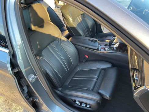 Used 2018 BMW 530i xDrive 530i xDrive w/ Premium Package image 15