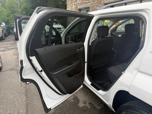 Used 2014 GMC Terrain SLE AWD/4WD image 28
