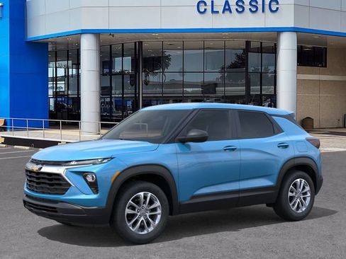 New 2026 Chevrolet TrailBlazer LS w/ LS Convenience Package FWD image 2