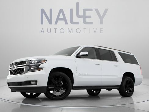 Used 2018 Chevrolet Suburban LT RWD image 1