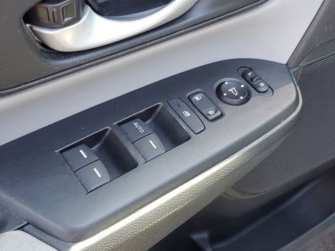 Used 2017 Honda CR-V LX image 22