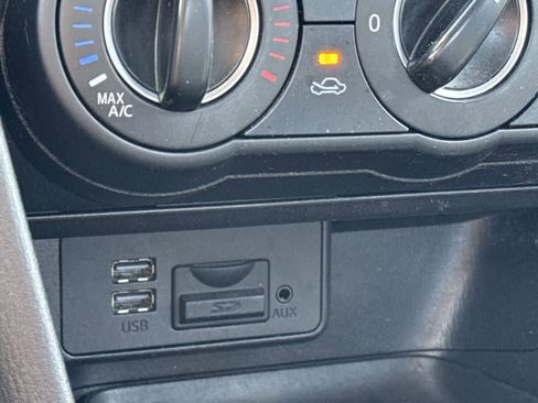 Used 2017 MAZDA MAZDA3 Sport w/ Preferred Equipment Package image 26