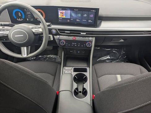 Used 2024 Hyundai Sonata SEL AWD/4WD image 16