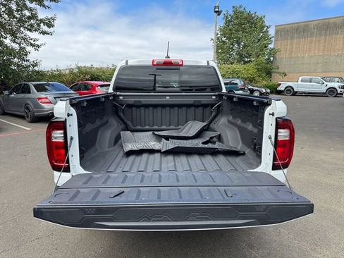 Certified 2024 GMC Canyon AT4 AWD/4WD image 23