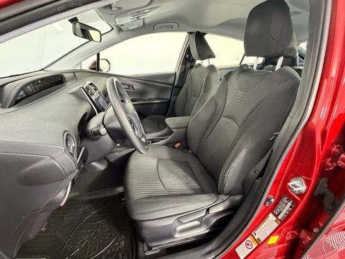 Used 2016 Toyota Prius Two FWD image 29