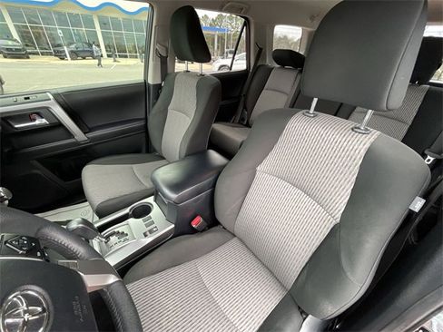 Used 2022 Toyota 4Runner SR5 image 17