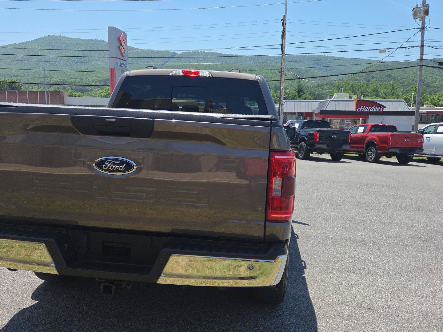 Used 2022 Ford F150 XLT AWD/4WD image 4
