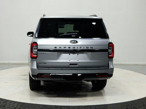 Used 2024 Ford Expedition Limited RWD image 7