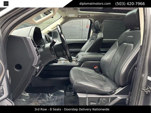 Used 2018 Ford Expedition Max Platinum image 18