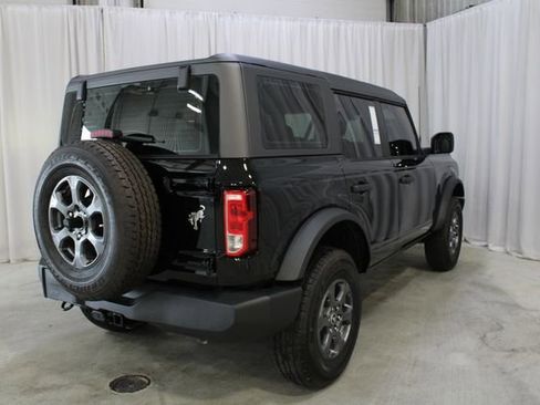 New 2025 Ford Bronco 4-Door AWD/4WD image 25