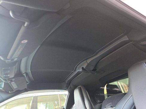 Used 2020 Chevrolet Corvette Stingray Coupe w/ Chrome Exterior Badge Package image 9