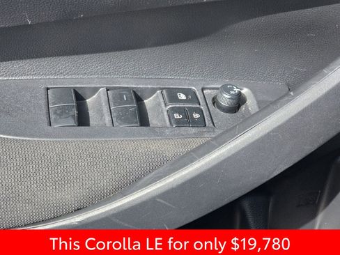 Used 2024 Toyota Corolla LE FWD image 33