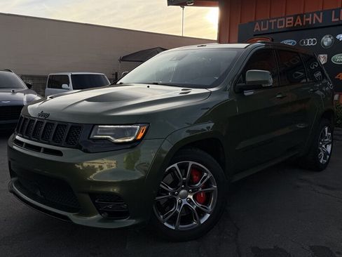 Used 2020 Jeep Grand Cherokee SRT AWD/4WD image 7