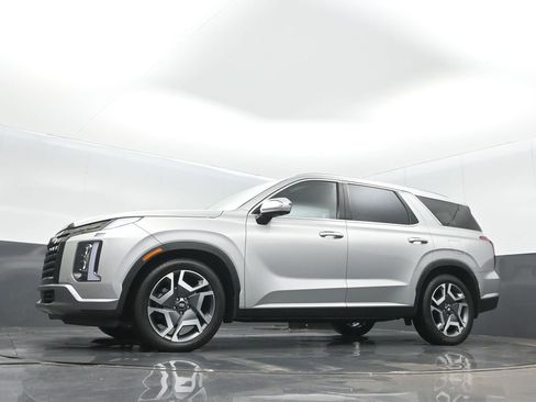 Used 2024 Hyundai Palisade SEL AWD/4WD image 13