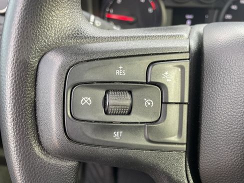 Used 2024 Chevrolet Silverado 2500 Custom w/ Custom Value Package image 13