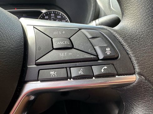 Certified 2023 Nissan Sentra SV FWD image 27