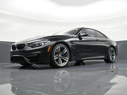 Used 2019 BMW M4 Coupe image 25