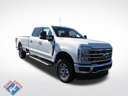 New 2026 Ford F350 Lariat w/ FX4 Off-Road Package