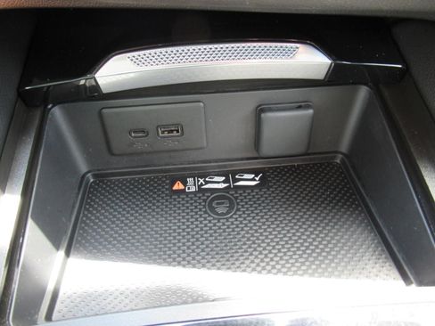 Used 2024 Buick Envision Preferred AWD/4WD image 26