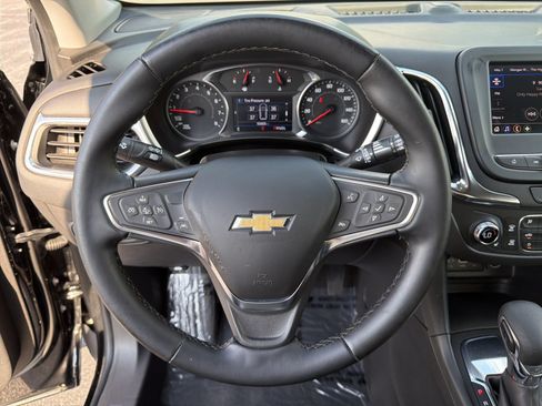 Used 2024 Chevrolet Equinox LT FWD image 24