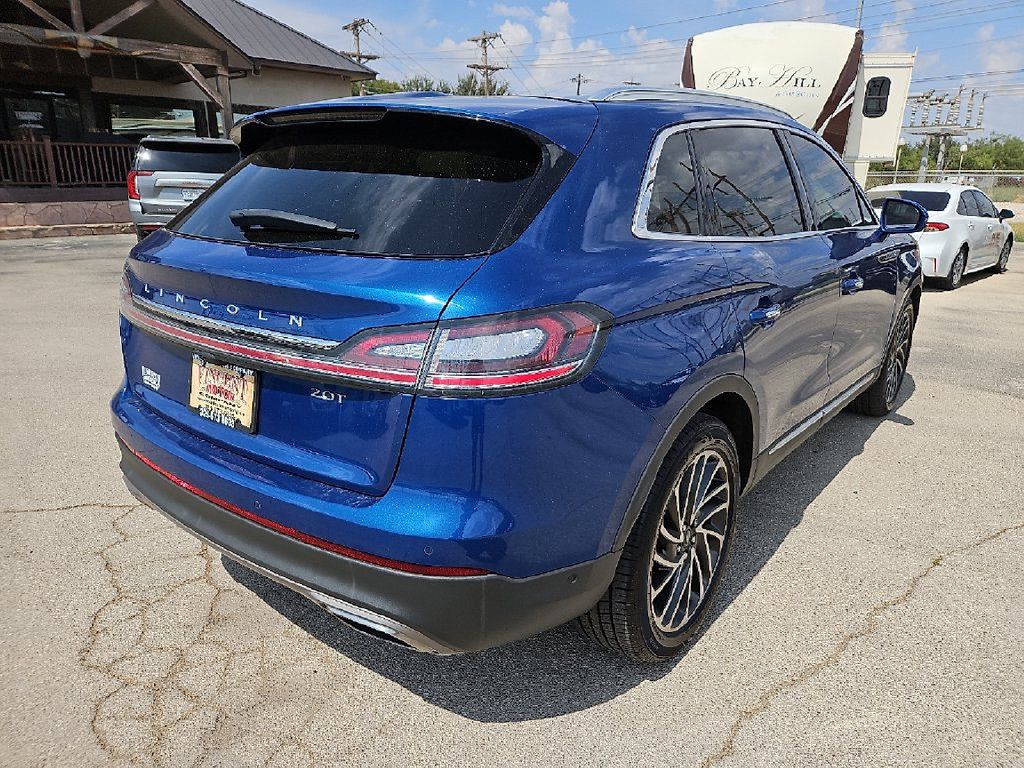 Used 2020 Lincoln Nautilus Reserve w/ Equipment Group 201A FWD image 7