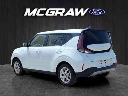 Used 2024 Kia Soul LX w/ Option Group 015 FWD image 9