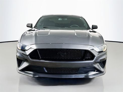 Used 2019 Ford Mustang EcoBoost image 2