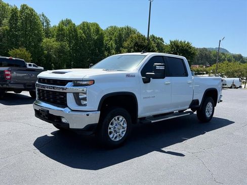Used 2023 Chevrolet Silverado 2500 LT w/ Convenience Package AWD/4WD image 8