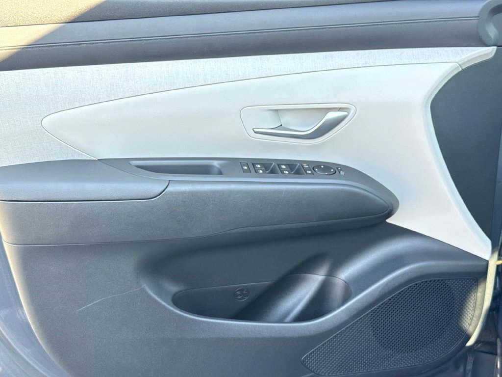 Used 2025 Hyundai Tucson SEL AWD/4WD image 18