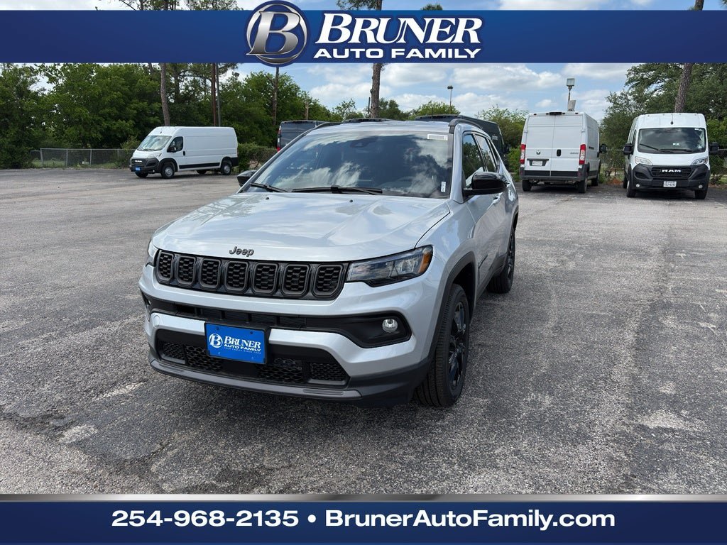 New 2026 Jeep Compass Latitude AWD/4WD image 1
