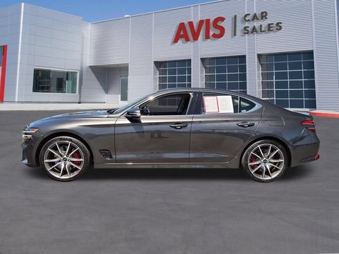 Used 2025 Genesis G70 2.5T RWD image 10