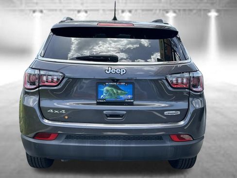 Used 2023 Jeep Compass Latitude w/ Convenience Group AWD/4WD image 6
