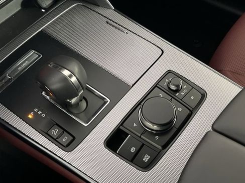 Certified 2025 MAZDA CX-70 3.3 Turbo w/ Premium Plus Pkg image 21