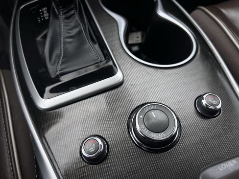 Used 2019 INFINITI QX60 Luxe w/ Essential Package image 26