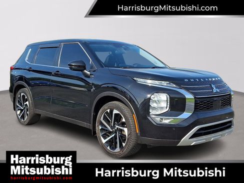 Used 2023 Mitsubishi Outlander ES AWD/4WD image 1