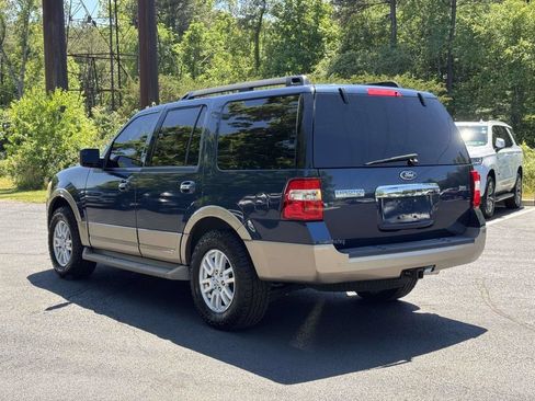 Used 2013 Ford Expedition XLT AWD/4WD image 25
