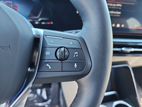 Used 2025 BMW X1 xDrive28i w/ Convenience Package image 18