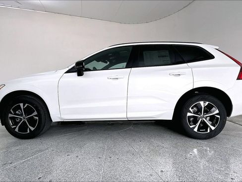 New 2026 Volvo XC60 B5 Core AWD/4WD image 6